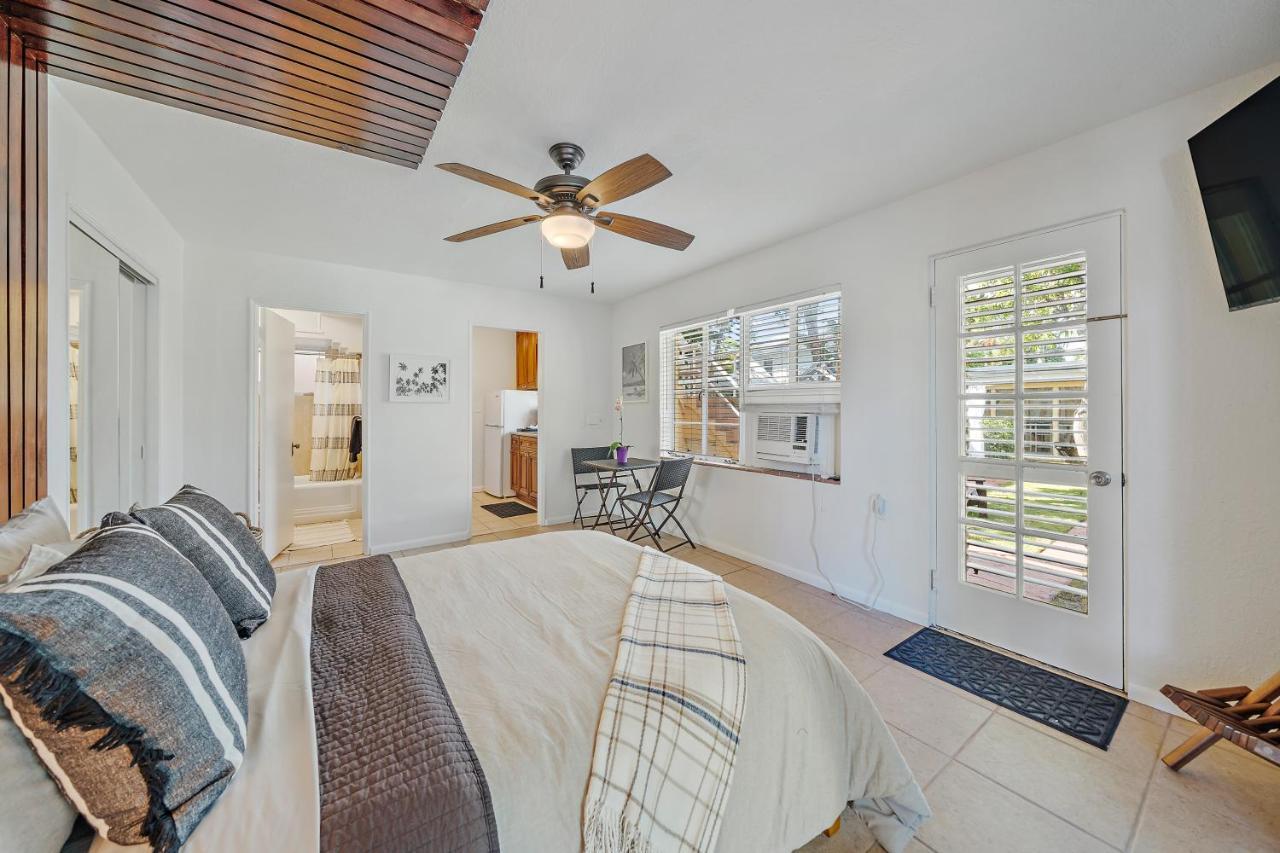 The Lucerne Bed & Breakfast Lake Worth Beach Exterior photo