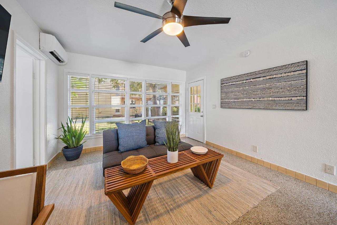 The Lucerne Bed & Breakfast Lake Worth Beach Exterior photo