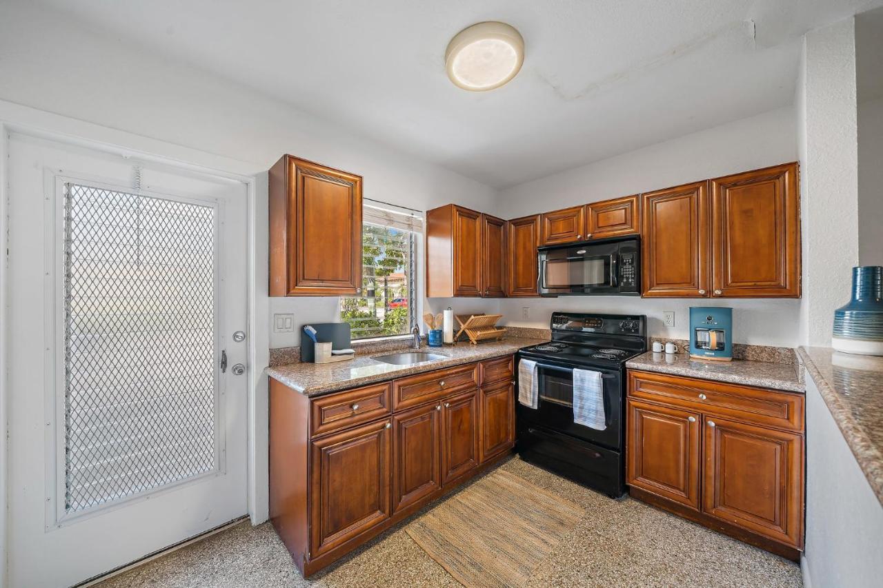 The Lucerne Bed & Breakfast Lake Worth Beach Exterior photo